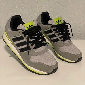 Adidas Men’s ZXZ original Size 8